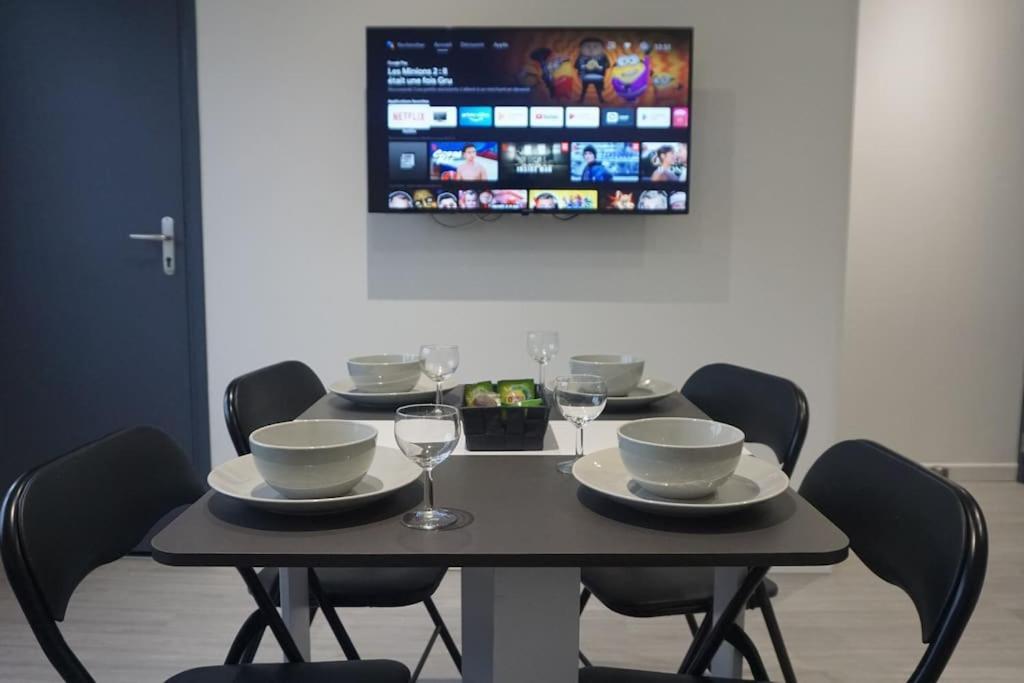 Cosy T2 Wifi Parking Proche Gare Centre Ville Saint-Quentin  Luaran gambar